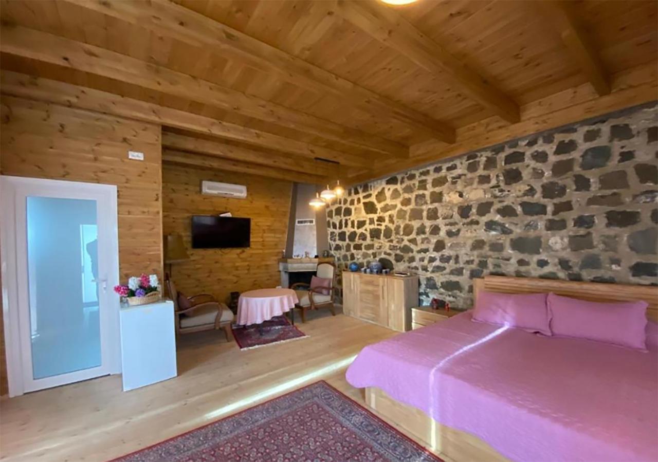 Bianca Hotel & Villa Priska e Madhe Bagian luar foto